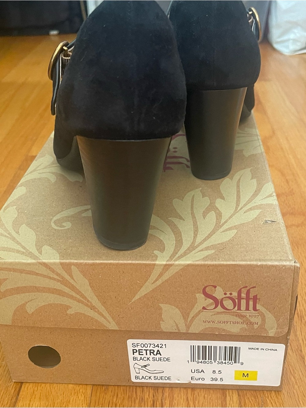 Mint!!! Sofft Black Suede “Petra” Block Heel Mart Jane pumps!! - Picture 9 of 12